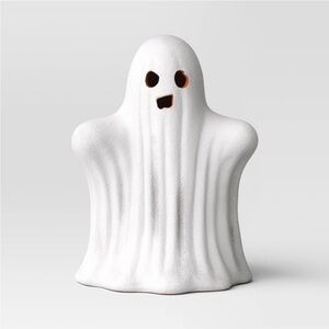 Large Textured Terracotta Ghost
Decorative Sculpture - Hyde and EEK!
Matte White